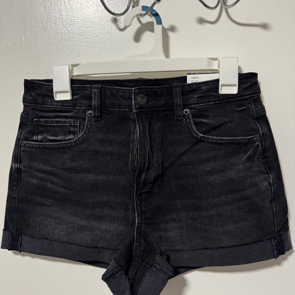 American Eagle Outfitters Pants - Stretch Demin Mom Short